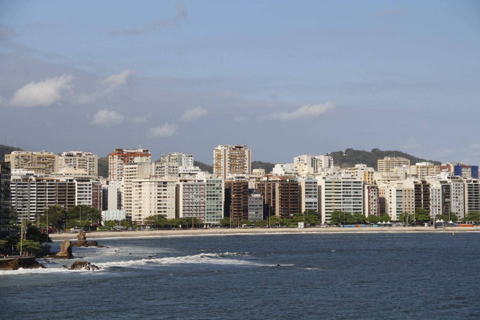 Niterói (RJ) ganha prêmio por avanços no saneamento básico