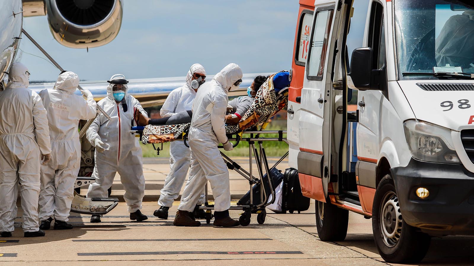 A crise de oxigênio de Manaus para promover a BR-319: 2 – A primeira onda de COVID-19 e a negação do perigo  