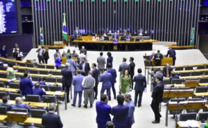 Com Bolsonaro no radar, deputados divergem sobre alteração na regra de inelegibilidade – Política – CartaCapital