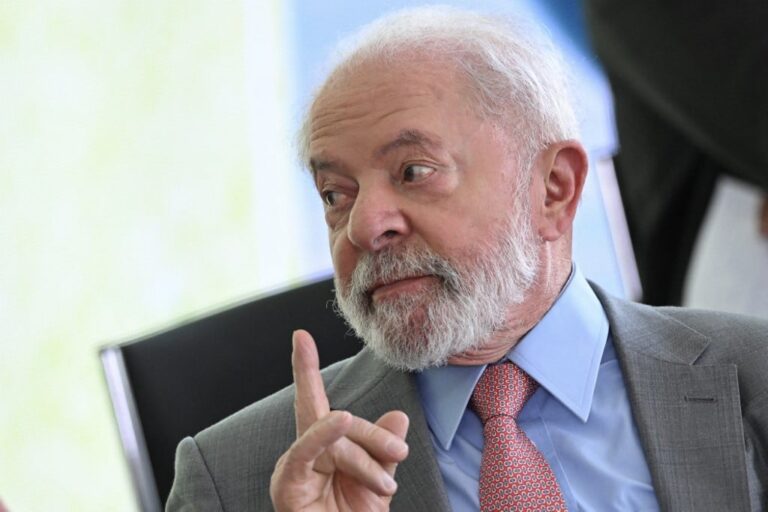 Em nova tentativa de aproximação, Lula oferece dois horários para encontro com Zelensky em Nova York – Política – CartaCapital