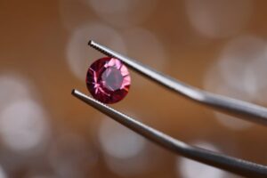 Mina de diamantes rosas é derivada de primeiro 'supercontinente'