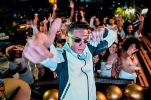 Batida rítmica do funk é de origem afro-brasileira, diz pesquisador – Augusto Diniz