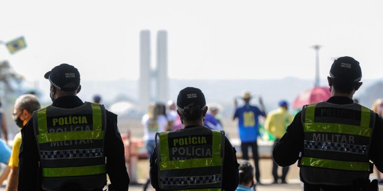 Zanin libera concurso da PMDF após fim de restrição para mulheres