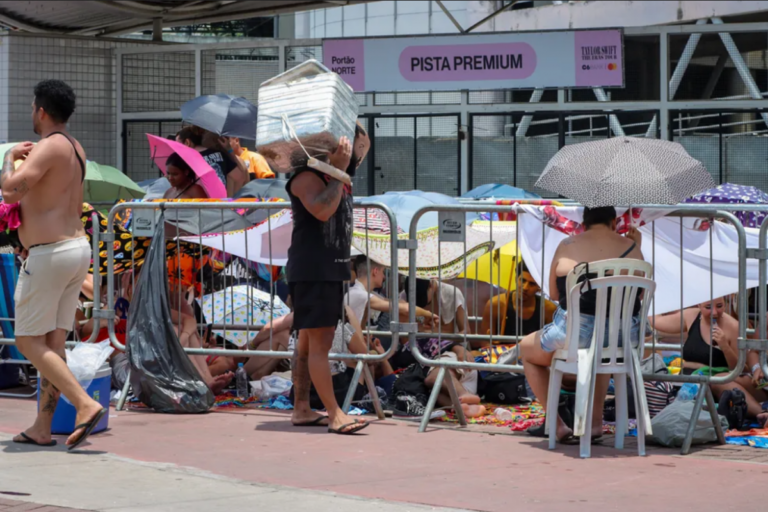 Ministério da Justiça determina distribuição de água em eventos e permissão para garrafas de uso pessoal – Sociedade – CartaCapital