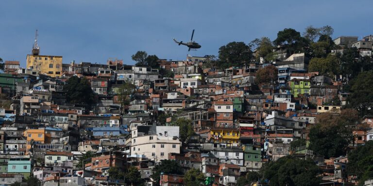 Pesquisa revela desigualdades dentro de favelas brasileiras