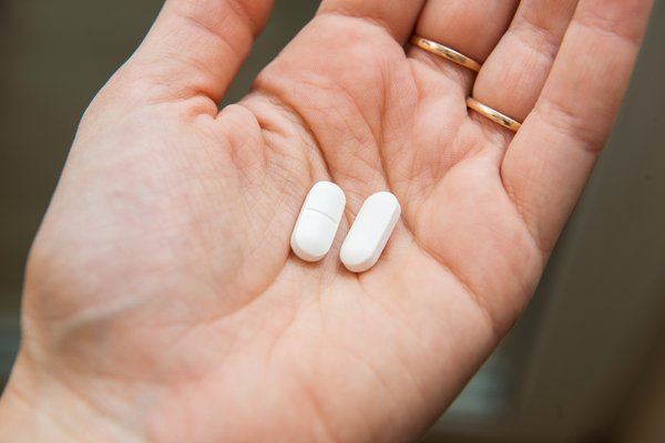 Qual é a diferença entre paracetamol e ibuprofeno?