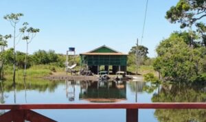 Criminosos armados invadem base do ICMBio em Rondônia, expulsam servidores e iniciam incêndio