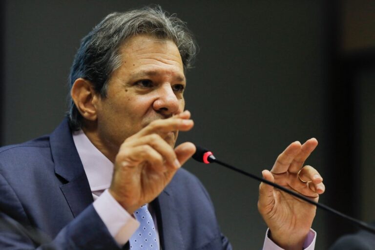 Governo publica portaria que define limites para compensação tributária – Economia – CartaCapital