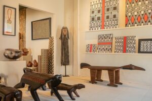 Máscaras confeccionadas por povos originários contam histórias e culturas ancestrais