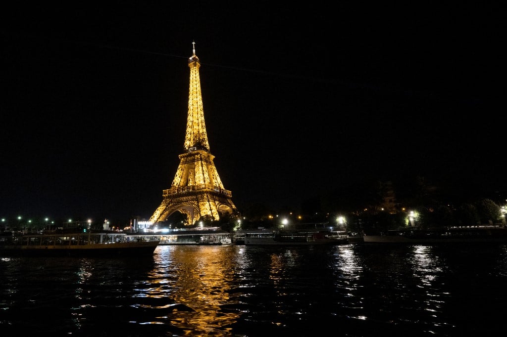 Greve da Torre Eiffel por tempo indeterminado deixa Paris sem sua maior atração turística – Mundo – CartaCapital