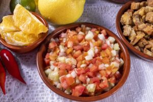 Qual a diferença entre vinagrete e molho à campanha?