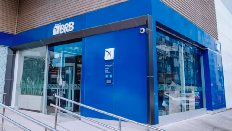 Tesoureiro do BRB é suspeito de desviar R$ 3,5 milhões para apostas online – CartaExpressa – CartaCapital