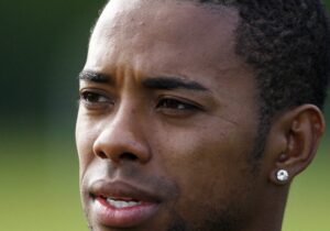 Imprensa internacional repercute prisão de Robinho no Brasil, por estupro cometido na Itália – Esporte – CartaCapital