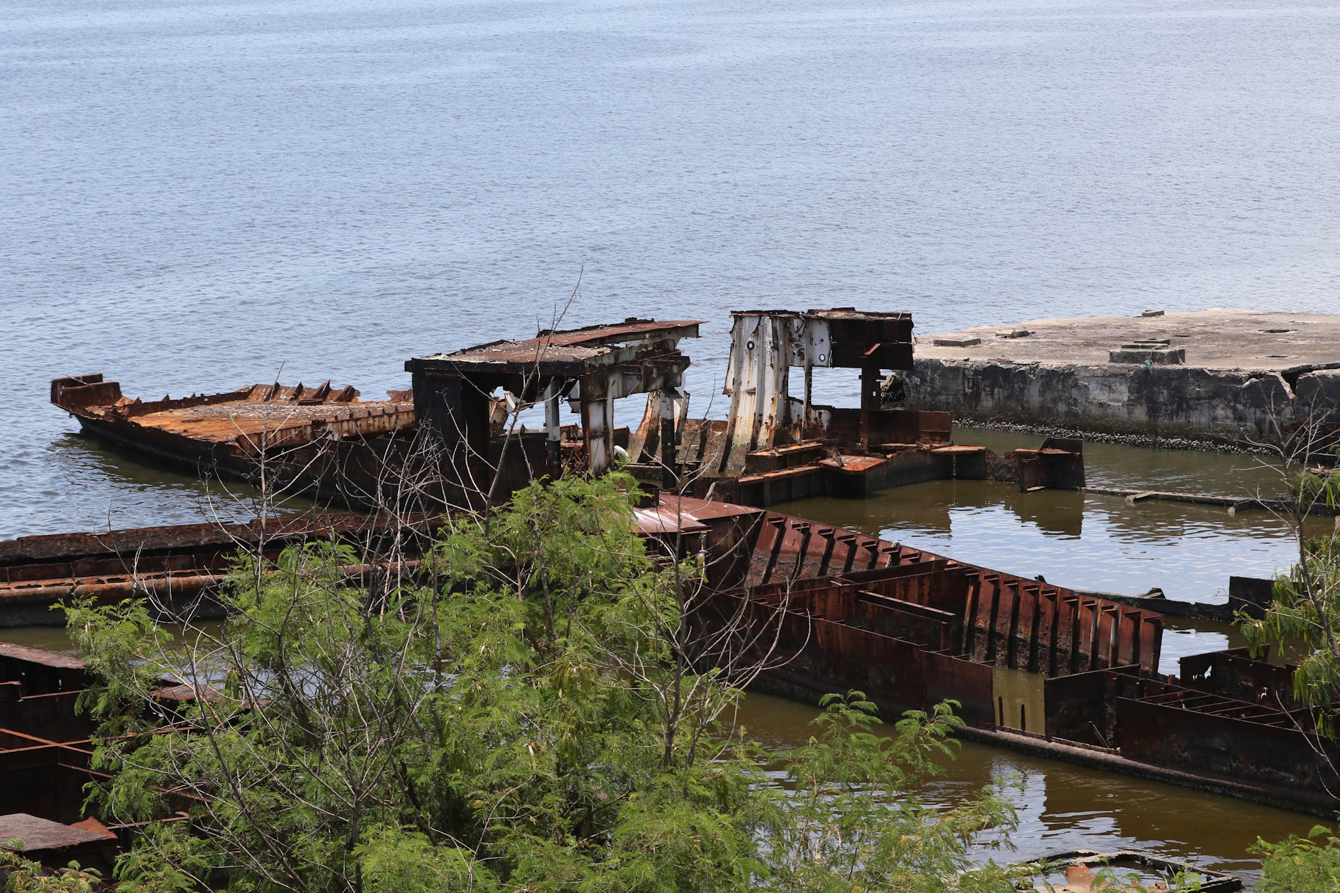 MPF pede soluções definitivas para o “cemitério de navios” na Baía de Guanabara