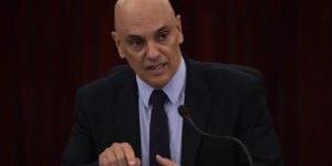 Moraes nega pedido de devolução de passaporte para Bolsonaro