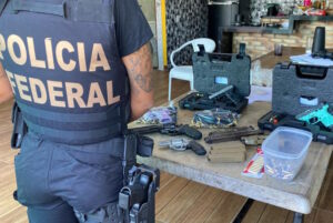 Polícia Federal faz operação contra quadrilha de tráfico de animais no RJ