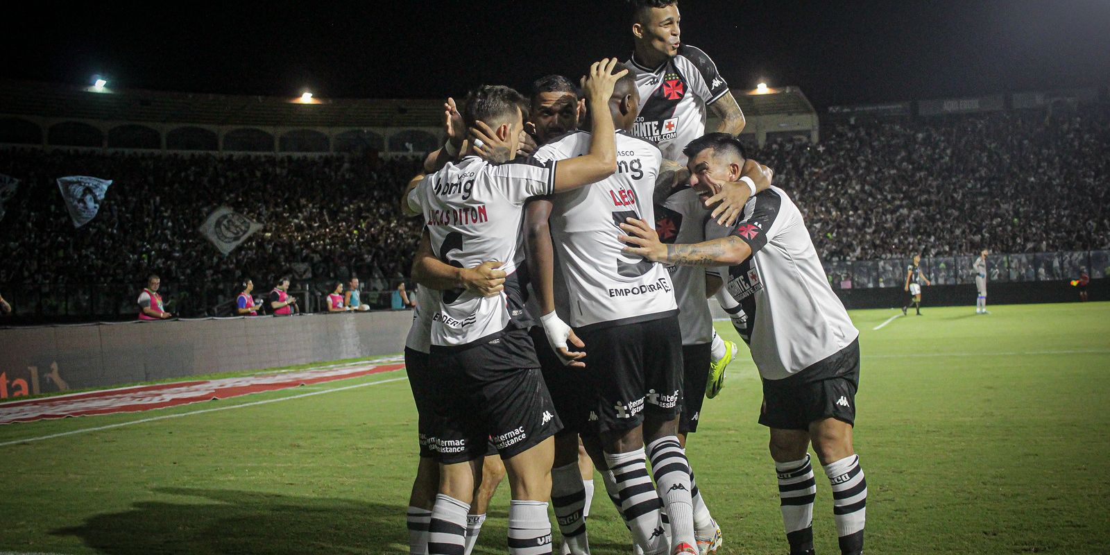 Vasco vence Água Santa para seguir em frente na Copa do Brasil