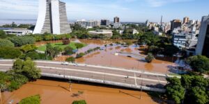 Das 441 cidades em calamidade no RS, só 69 pediram recursos federais