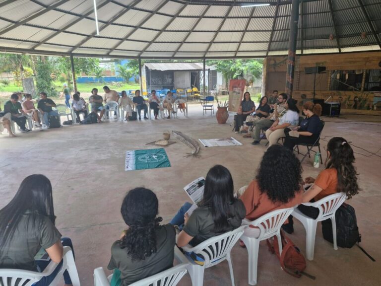 Jovens ribeirinhos e indígenas falam sobre desafio de trabalhar com comunicação na Amazônia