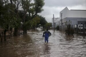 Mortes por enchentes do Rio Grande do Sul chegam a 177 – CartaExpressa – CartaCapital