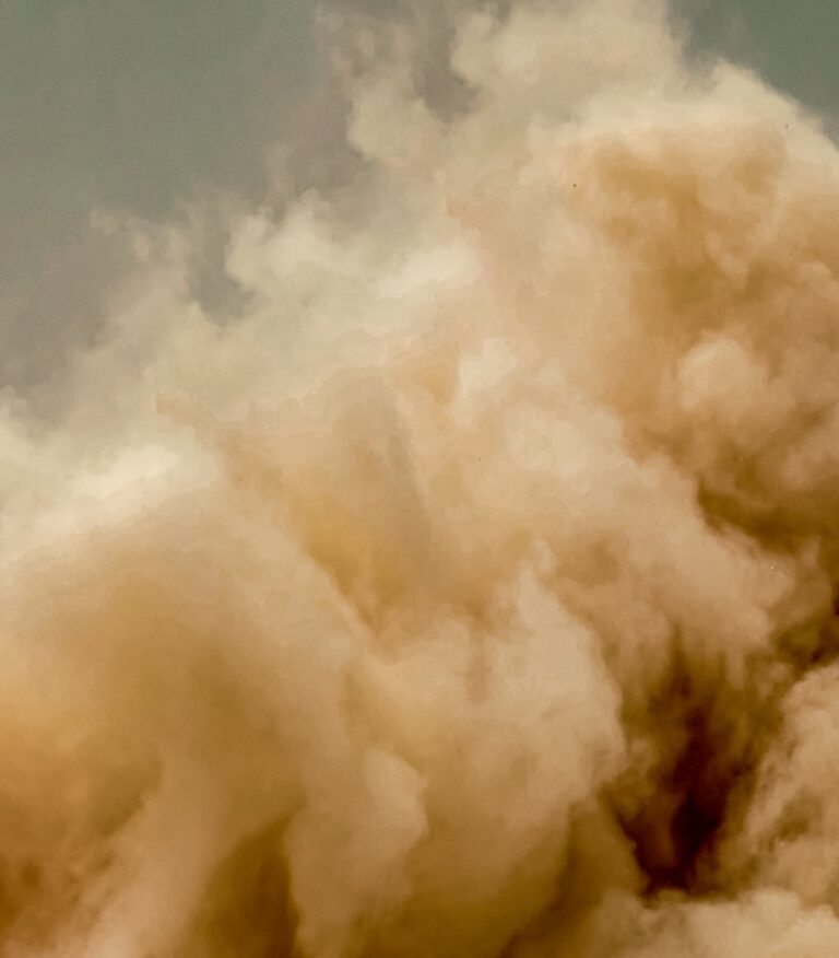 Como poeira e areia conseguem viajar por 8 mil km?