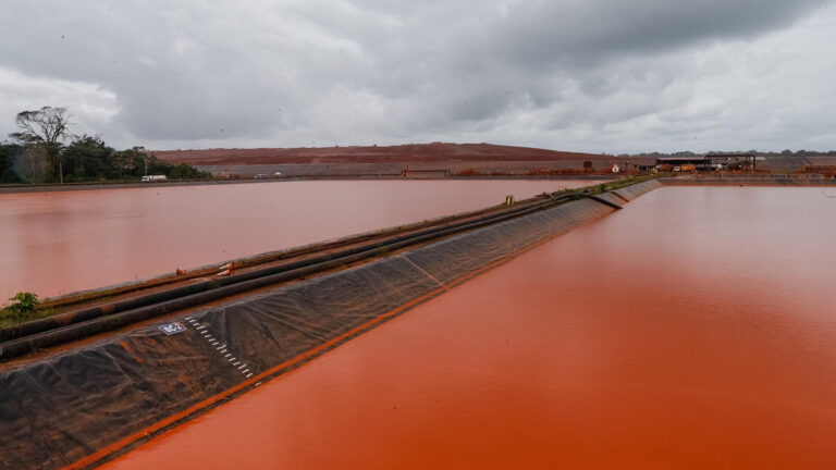 Lideranças contestam multa à Hydro por desastre ambiental