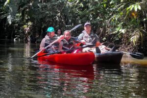 Nova atração para aventureiros: Parque do Utinga, no Pará, oferece passeio de canoagem