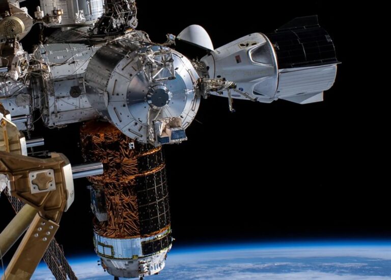 SpaceX vai ser a responsável por “aposentar” a Estação Espacial Internacional