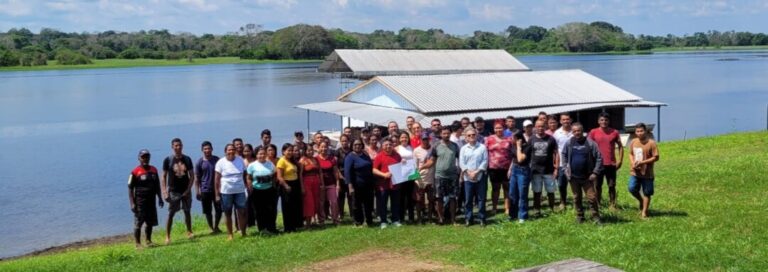 Abatedouro flutuante de jacaré recebe licença ambiental no Amazonas