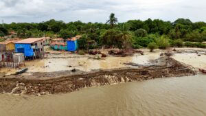 Casas destruídas, vidas ameaçadas e alertas ignorados: o Marajó em batalha contra a erosão