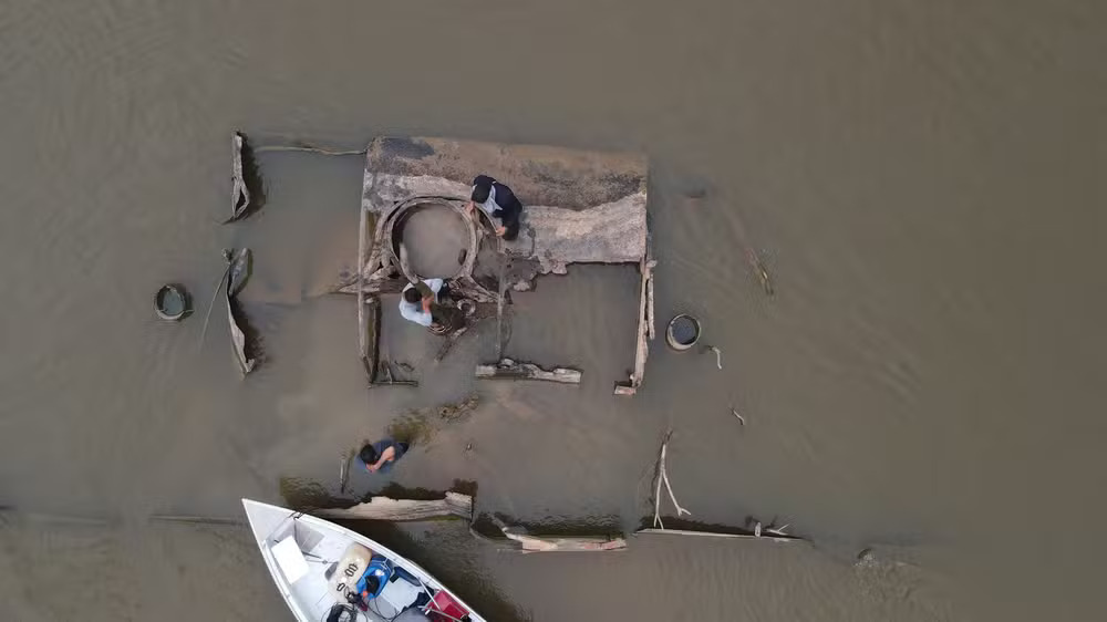 Navio do Século XIX que naufragou no Amazonas reaparece com seca do Rio Madeira