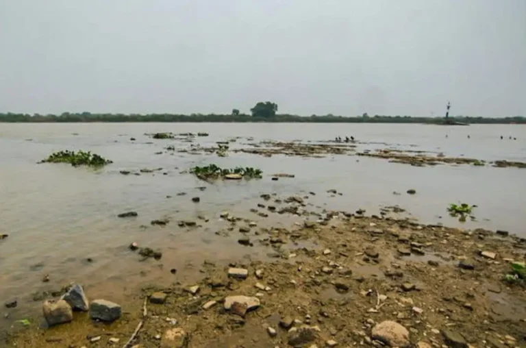 Nível do rio Paraguai bate novo recorde negativo e atinge -70cm em Ladário (MS)