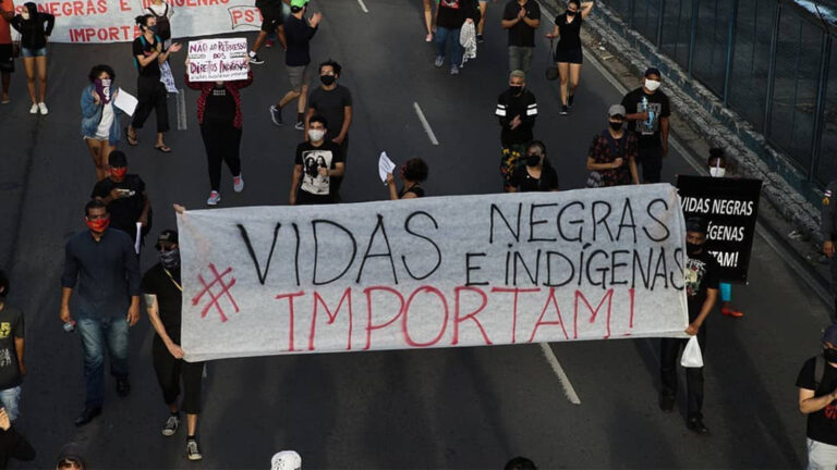 Jovens negros e indígenas são os alvos da violência policial no Amazonas