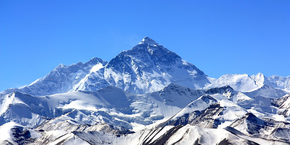 Por quanto tempo o Everest irá segurar o trono de maior montanha do mundo?