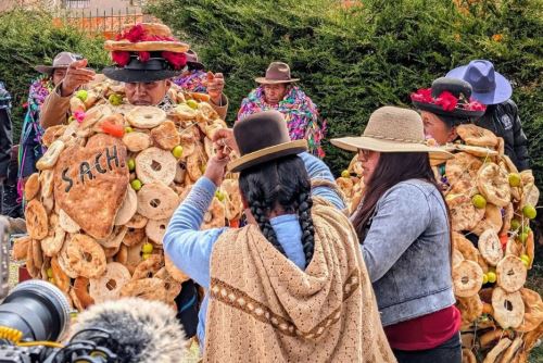 Puno busca reconhecimento da 'Rosqueada' como Patrimônio Cultural do Peru