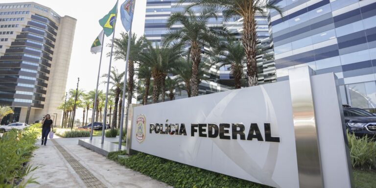Polícia Federal deflagra operação contra suspeito de ameaçar Lula
