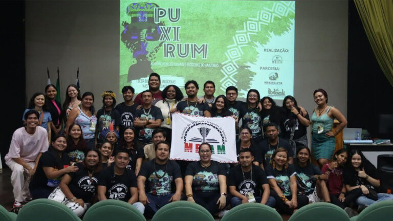 Estudantes indígenas cobram compromisso de candidatos à reitoria da Ufam