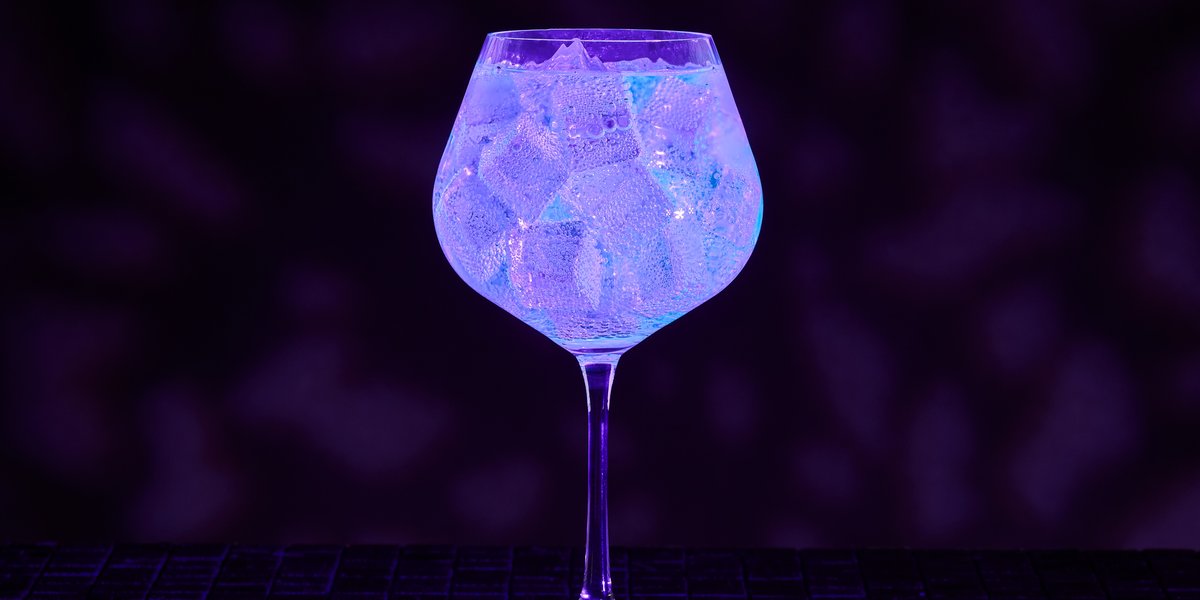 Sabia que é possível fazer comida fluorescente? Veja como