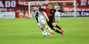 Vasco abre vantagem, mas cede empate ao Melgar pela Sul-Americana