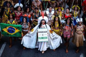 veja quais celebridades abraçaram a campanha “Brasil Indígena, Terra Demarcada”