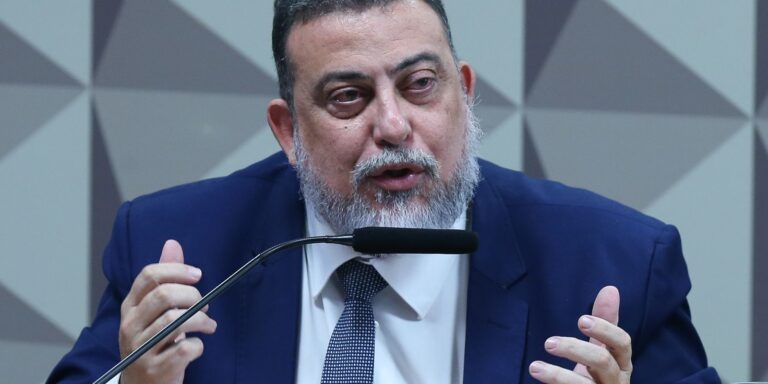 Abin só teve certeza de atos na Esplanada no dia 8, diz ex-diretor