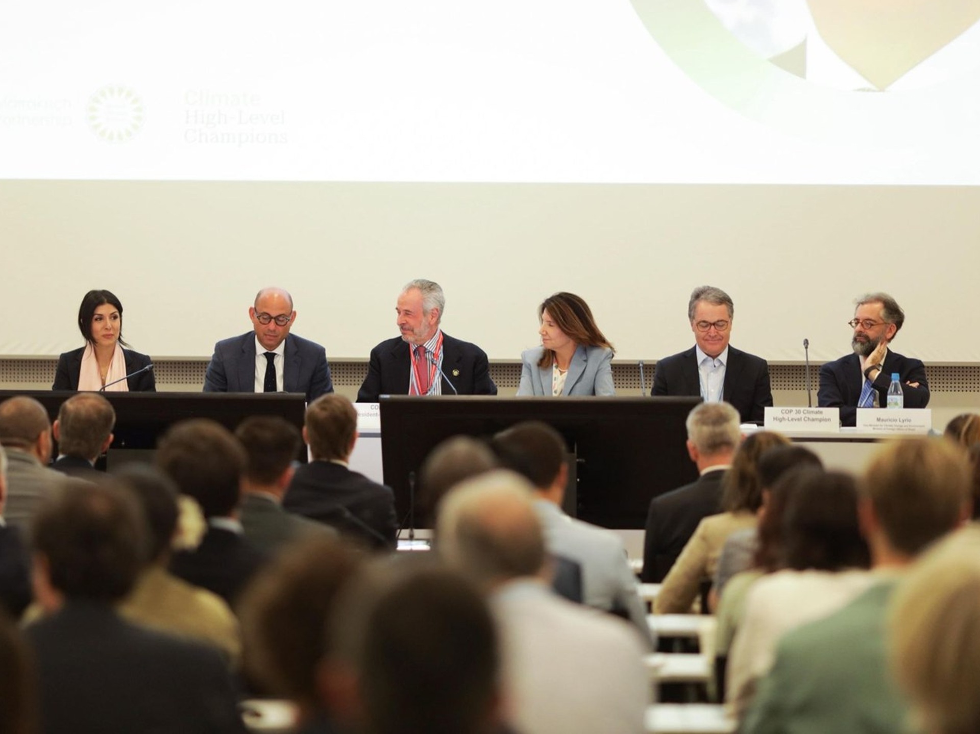 Em semana de leilão de petróleo, Brasil fala à comunidade internacional sobre transição energética