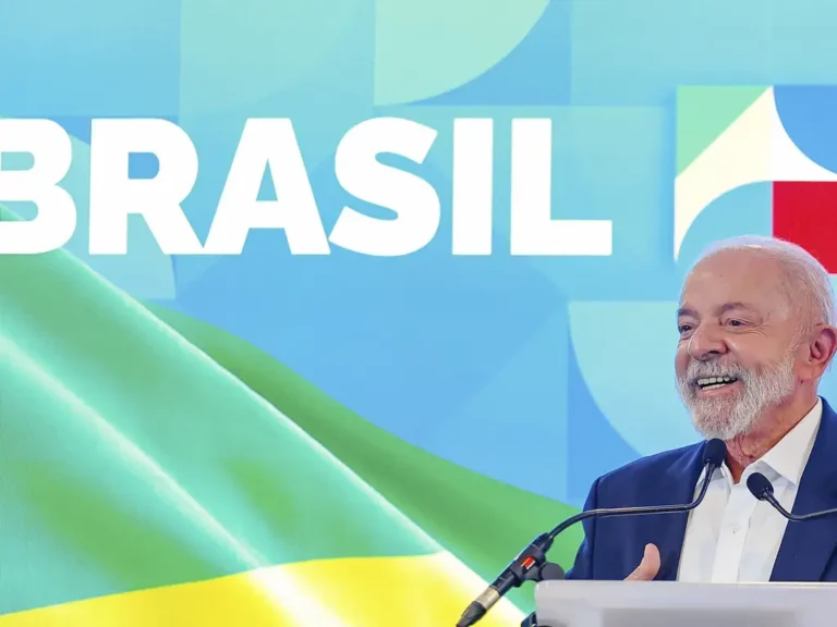Organizações brasileiras pedem que Lula deixe de comercializar petróleo para Israel