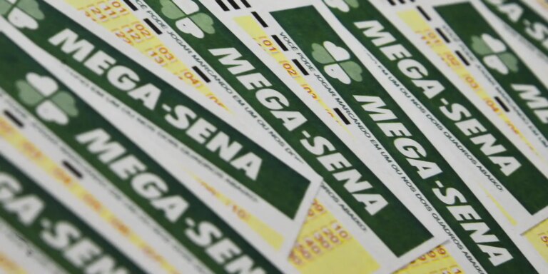 Mega-Sena acumula novamente e prêmio vai para R$ 32 milhões