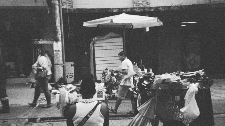 Nico Ambrosio lança o fotolivro “Verão Violento”, em Manaus