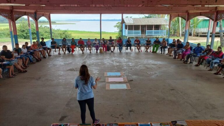 Comidas amazônicas são chave para educação sobre alimentação, propõe livro