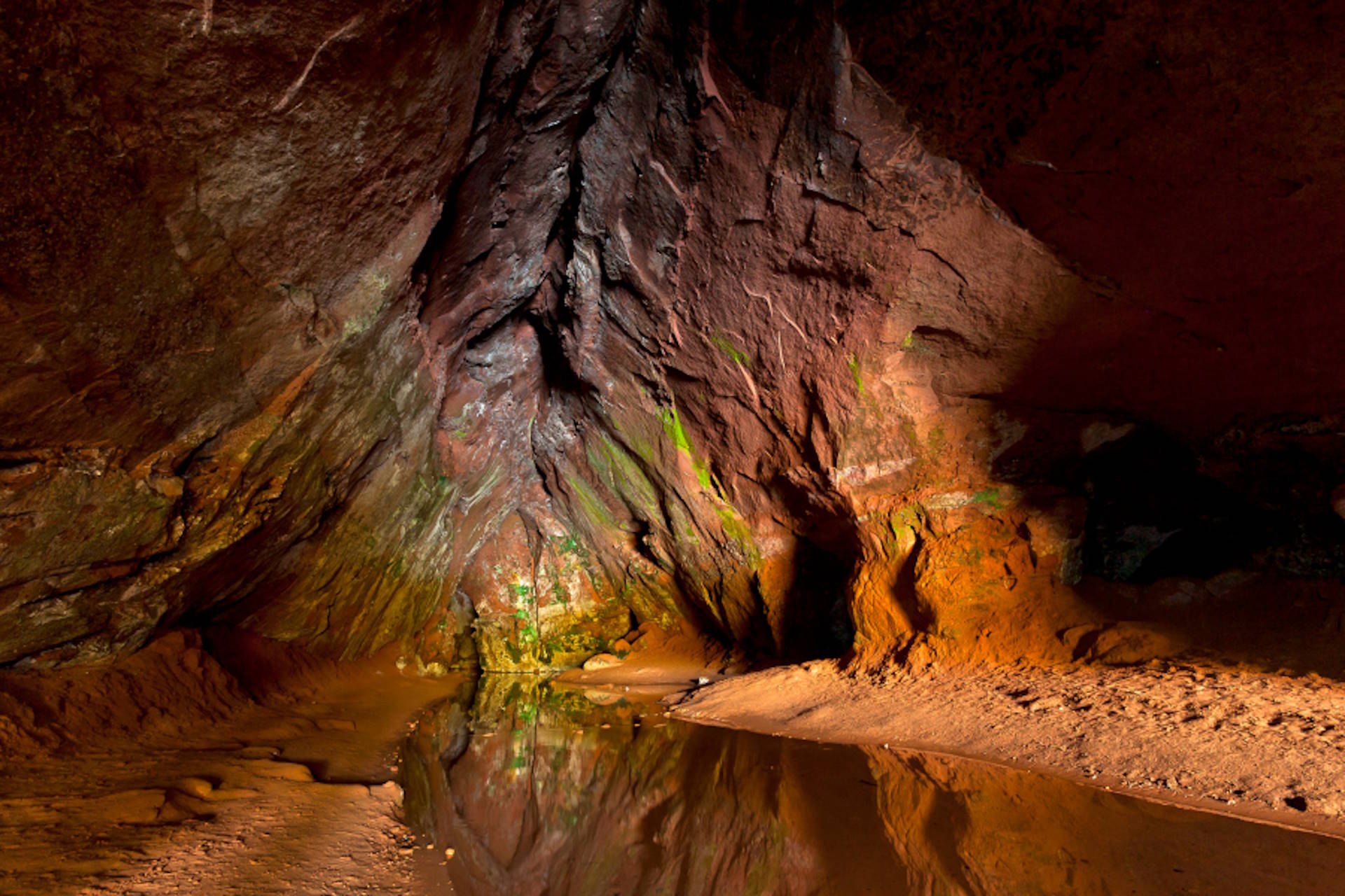 Mudanças climáticas podem reduzir drasticamente a recarga de aquíferos no Brasil