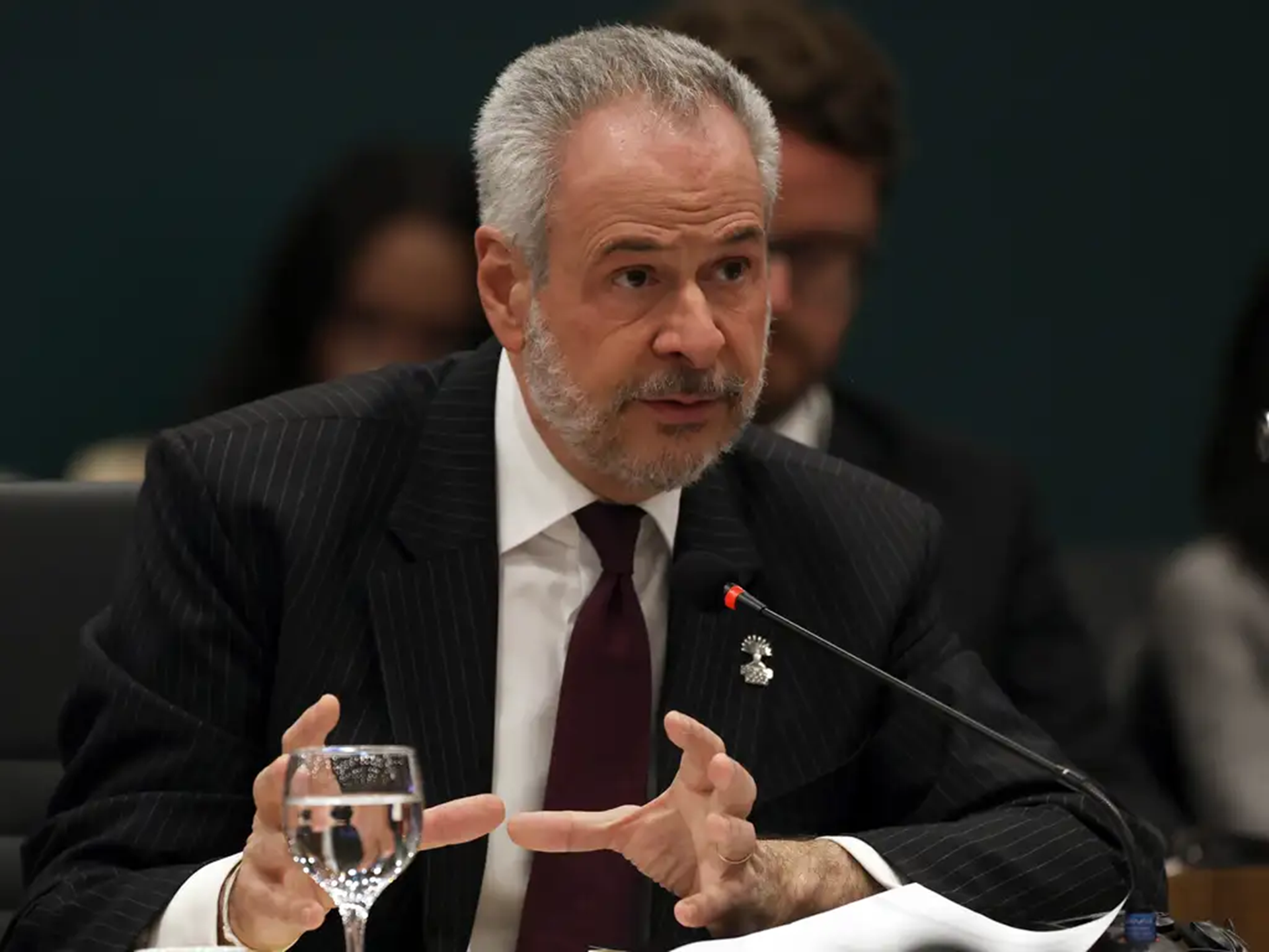 Presidência da COP30 propõe que setor privado encare luta climática como oportunidade