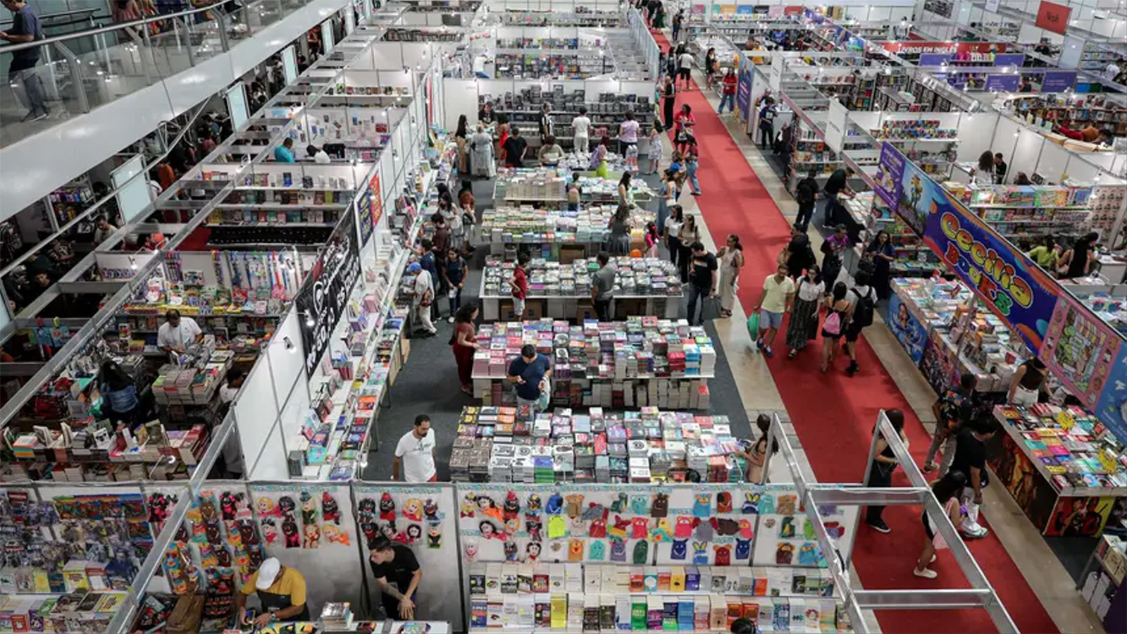 Sobre a Feira do Livro e a mágica das palavras