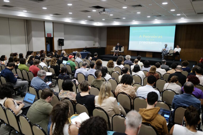 Petrobras pode se reinventar com descarbonização; estudos apontam soluções 